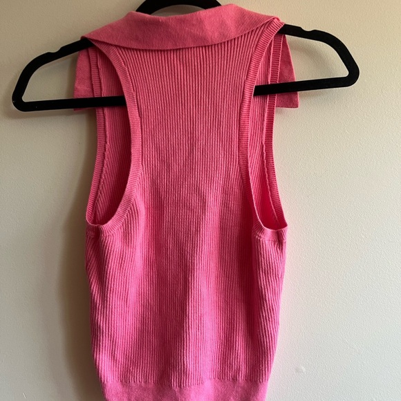 Cropped Polo - Hot Pink - Abercrombie and Fitch - Size Medium - Picture 3 of 3